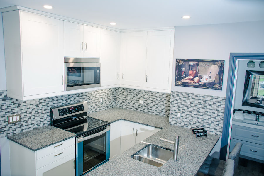 a very nice kitchen